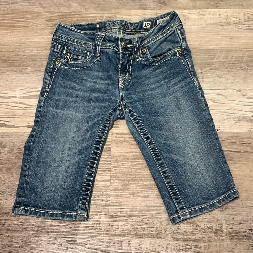 Girls miss me shorts